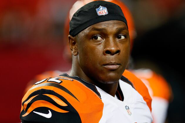 Report: Bengals Trying to Trade Dontay Moch