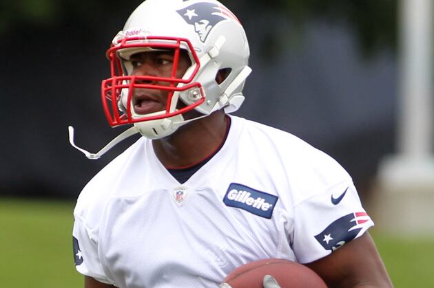 Patriots to Release Daniel Fells