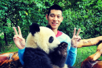 Jeremy Lin Hangs Out with a Panda