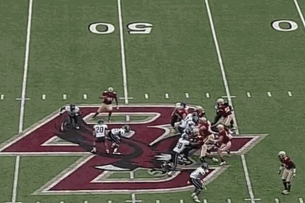 Villanova Tricks the Cameraman with a 47-Yard Fake-Punt Touchdown