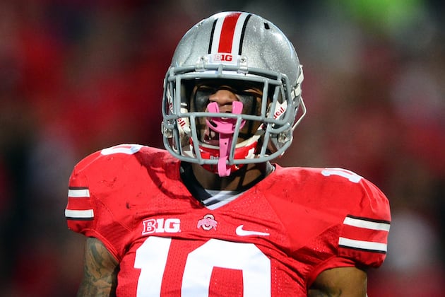 Ohio State LB Ryan Shazier Carted off the Field Against Buffalo