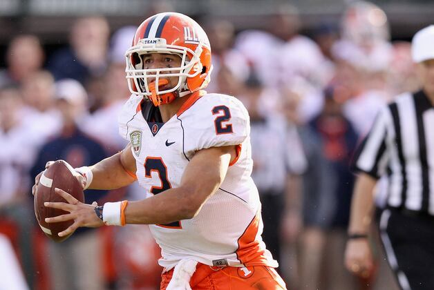 Scheelhaase Sizzles as Illinois Squeaks by