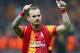 ISTANBUL, TURKEY - APRIL 09: Wesley Sneijder of Galatasaray AS applauds their supporters after the UEFA Champions League Quarter Final match between Galatasaray AS and Real Madrid at the Turk Telekom Arena on April 9, 2013 in Istanbul, Turkey. (Photo by Alex Livesey/Getty Images)