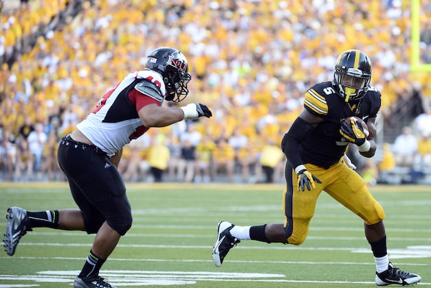 Northern Illinois 30, Iowa 27: Initial Reaction Thread and Community Ratings