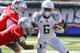 Oregon Ducks RB De'Anthony Thomas eludes two Nicholls State defenders on one of his 18 carries during the Ducks' 66-3 win on Saturday.