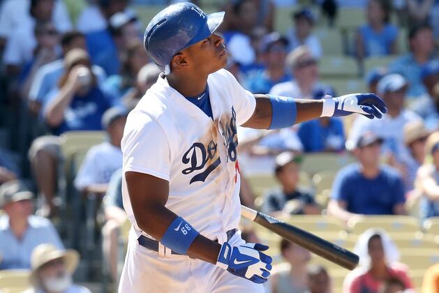 Brandon League Replaces Clayton Kershaw, Yasiel Puig Comes out in 6th