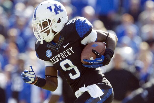 D. Robinson, Kendrick Honored by College Football Performance Awards