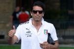 Buffon Dishes on Prospect of Cap Record