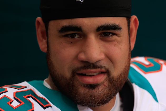 Report: Dolphins, Misi Agree to Extension