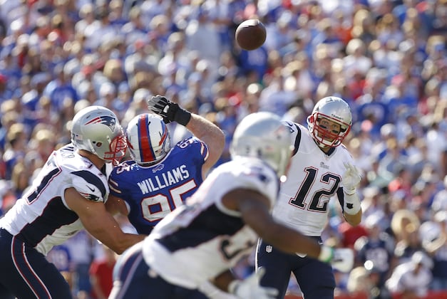 Patriots, Brady Pushed Hard, but Beat Bills in Opener
