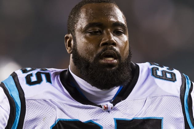 Panthers Lose Garry Williams to Knee Injury