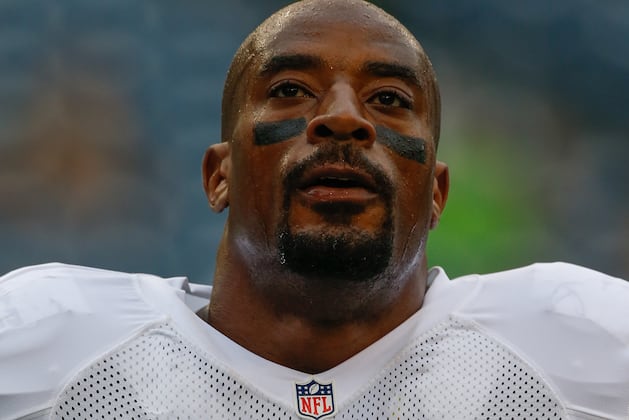 Patriots Work out DE Andre Carter