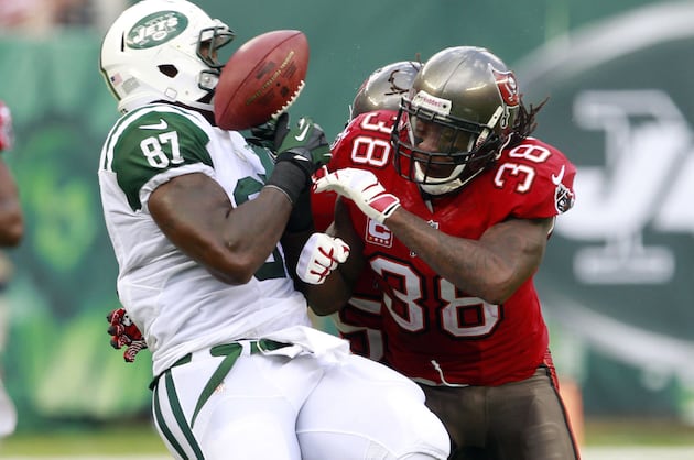 Dashon Goldson and Lavonte David Fined for Hits vs. New York Jets