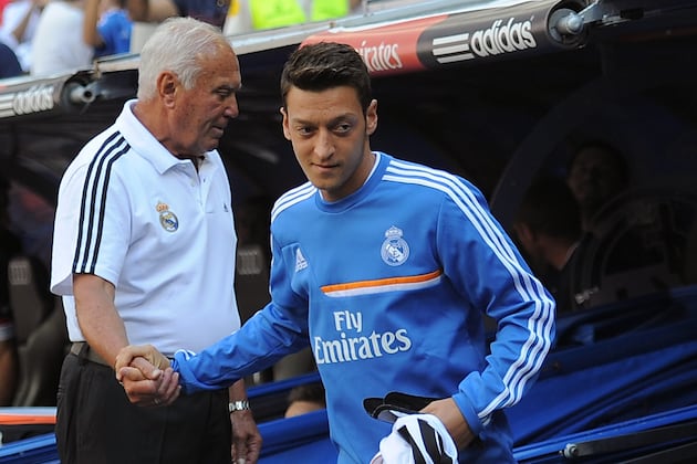 Real Madrid Denies Accusing Ozil of Unprofessional Behavior