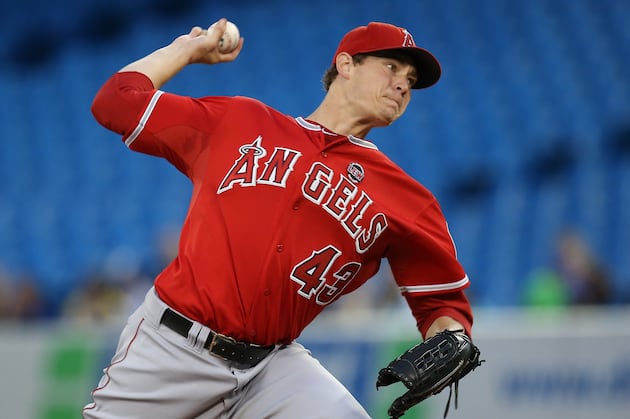 Richards Leads Angels Past Blue Jays