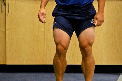 How Does St. Louis Dominate at 38? Huge Legs