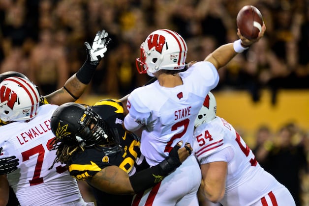 Wisconsin vs. Arizona State: Refs Hose Badgers in Bizarre Finish