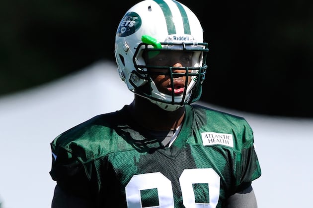 Quinton Coples Returns to Jets Practice on Limited Basis