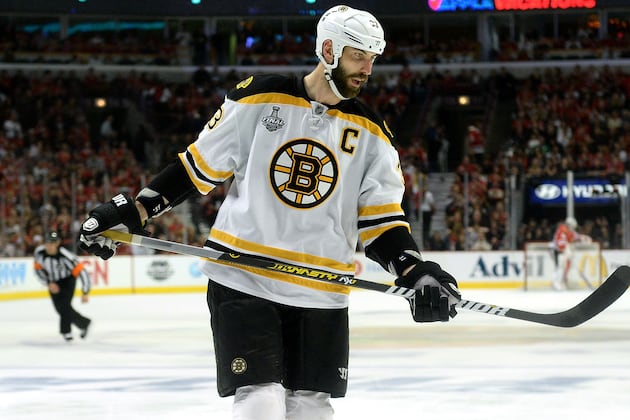 Bruins 'Experimenting' with Chara in Front of the Net on Power Play