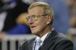 Mack Brown Has an Ally in Lou Holtz 