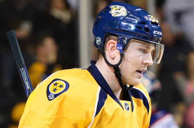Ryan Ellis, Colin Wilson Bear Watching in Nashville Predators Camp