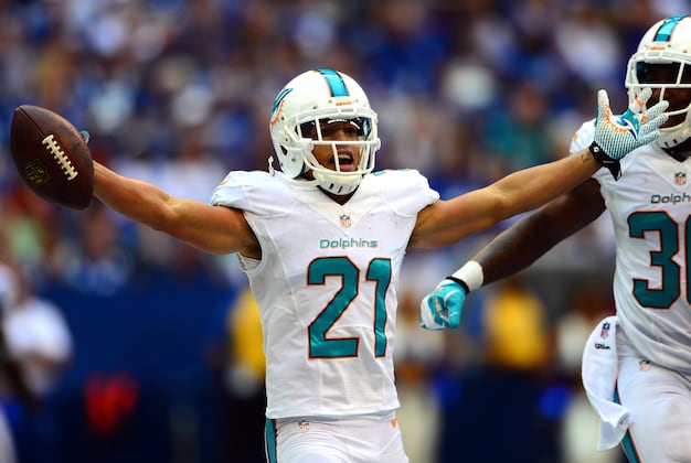 Brent Grimes Helping Miami Dolphins' Secondary Develop...