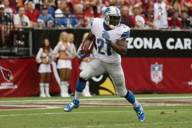 Reggie Bush Is a Must-Start in Fantasy If Detroit Lions RB Is Active Sunday