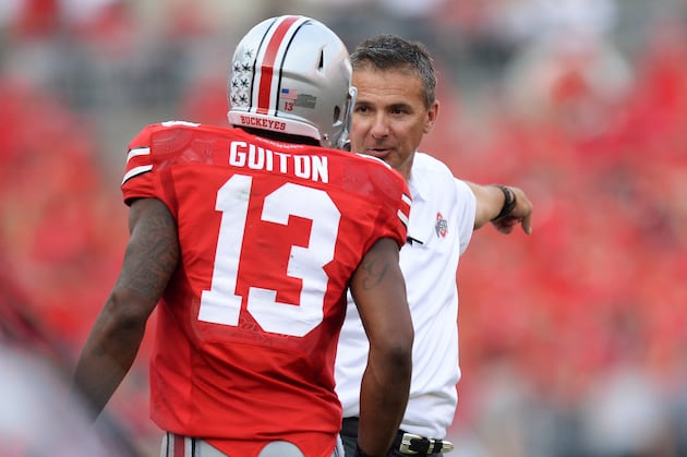Meyer Doesn't See a Quarterback Controversy