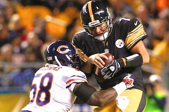 175878563_018_bears_v_steelers_crop_north