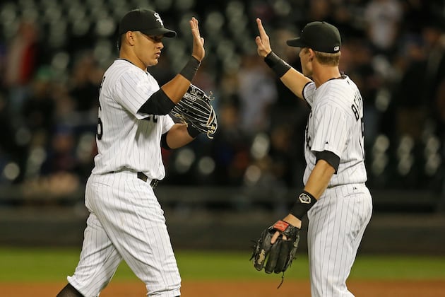 Homers Enable White Sox to Edge Blue Jays 3-2