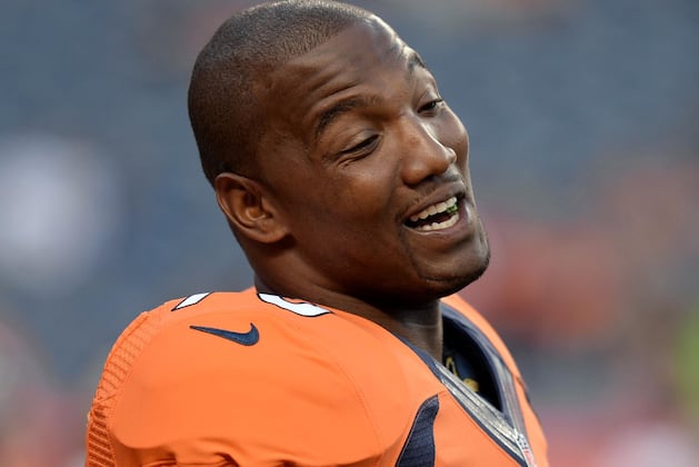 Peyton Manning Continues Record Pace as Broncos Blow out Rival Raiders