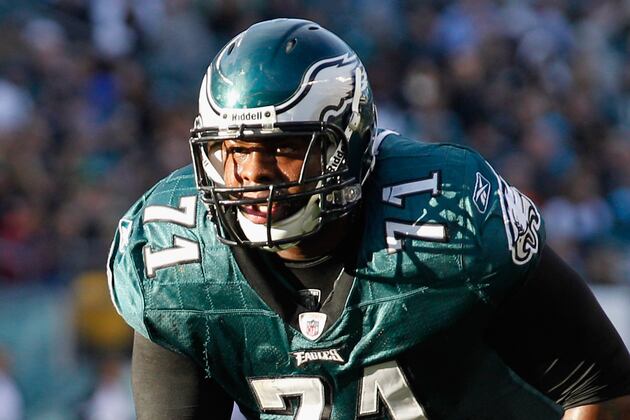 Jason Peters Dealing with Dislocated Finger
