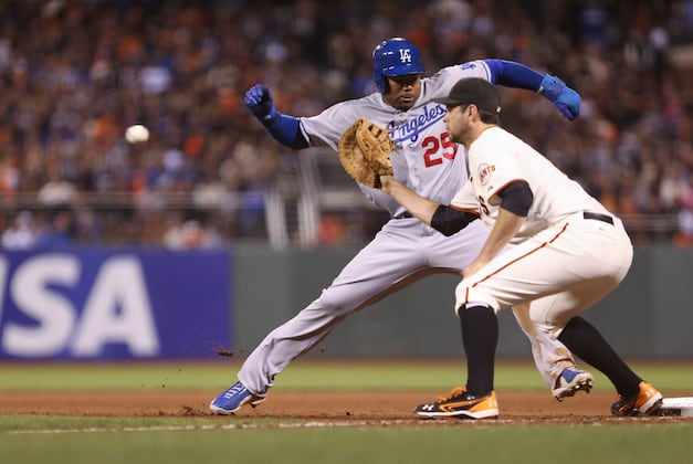 Kemp, Puig Power Dodgers to 2-1 Win over Giants