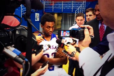 Wiggins Swarmed by Reporters at Media Day