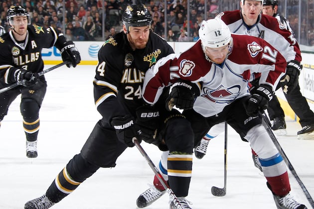 Stars Power Past Avalanche 5-1
