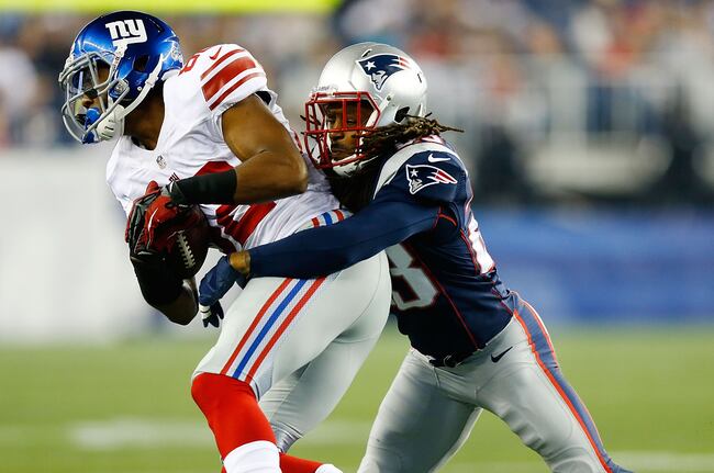 Hi-res-178354611-rueben-randle-of-the-new-york-giants-catches-a-pass-in_crop_north