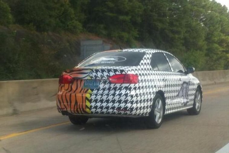 This Car Owner Suffers from an Alabama-Auburn Identity Crisis