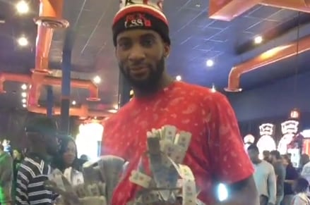 Andre Drummond Gives Little Kid All of His Arcade Tickets