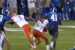 Video: Florida WR Dunbar Tackles His Own RB, Saves Kentucky a Touchdown