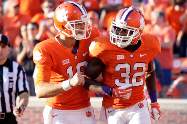 Boyd Leads Clemson to 56-7 Win over Wake Forest