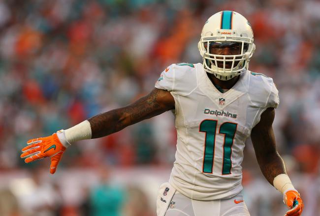 Hi-res-181594341-mike-wallace-of-the-miami-dolphins-looks-on-during-a_crop_north