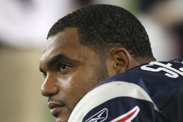 Patriots Should Pursue Seymour to Fill Void Left by Vince Wilfork's Injury