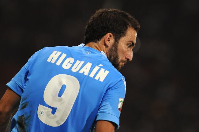 Hi-res-182123036-gonzalo-higuain-of-ssc-napoli-looks-on-during-the-serie_crop_north