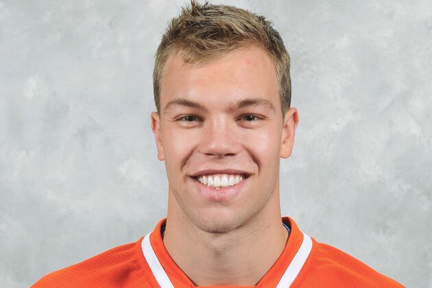 Oilers Ask Hall to Fill Void at Center