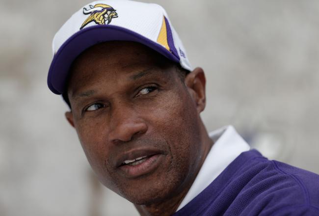Hi-res-181906305-head-coach-leslie-frazier-talks-to-members-of-the-press_crop_north