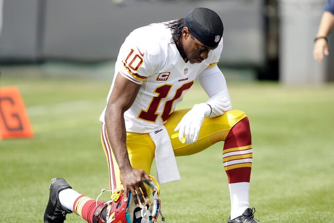 Hi-res-182619474-robert-griffin-iii-of-the-washington-redskins-prays-on_crop_north