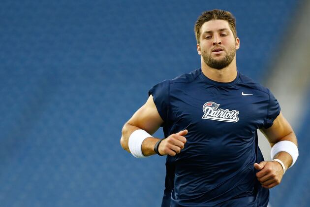 Tim Tebow Must Stay at QB to Pursue NFL Dreams