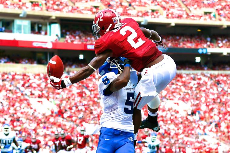 Alabama WR DeAndrew White Makes Filthy One-Handed TD Catch