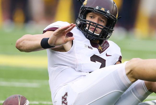 Hi-res-183172518-quarterback-mitch-leinder-of-the-minnesota-golden_crop_north