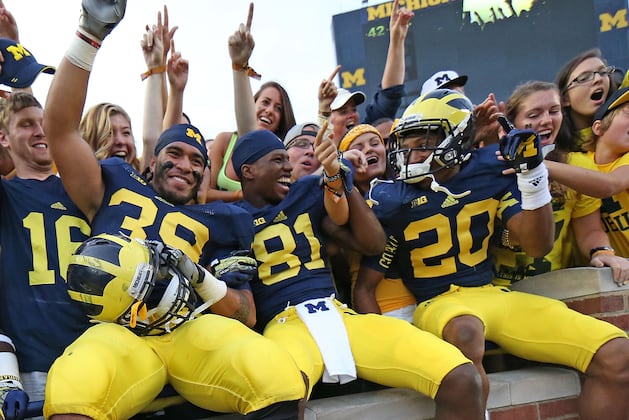 Devin Gardner Avoids Turnovers as Wolverines Roll in Big Ten Opener